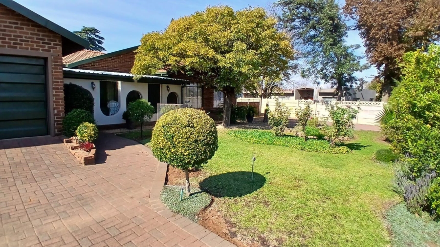 5 Bedroom Property for Sale in Universitas Free State
